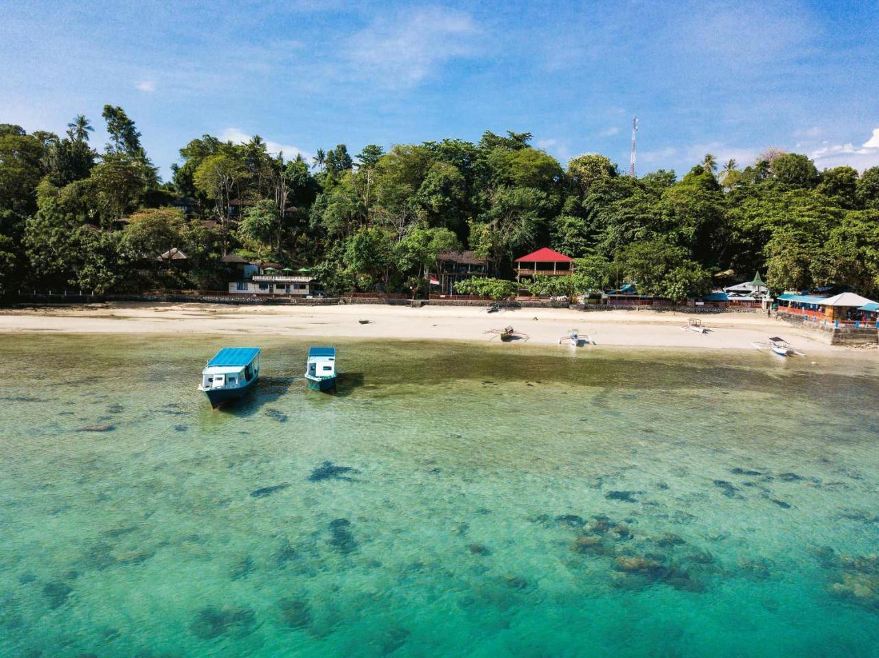 Froggies Divers Bunaken Exterior photo