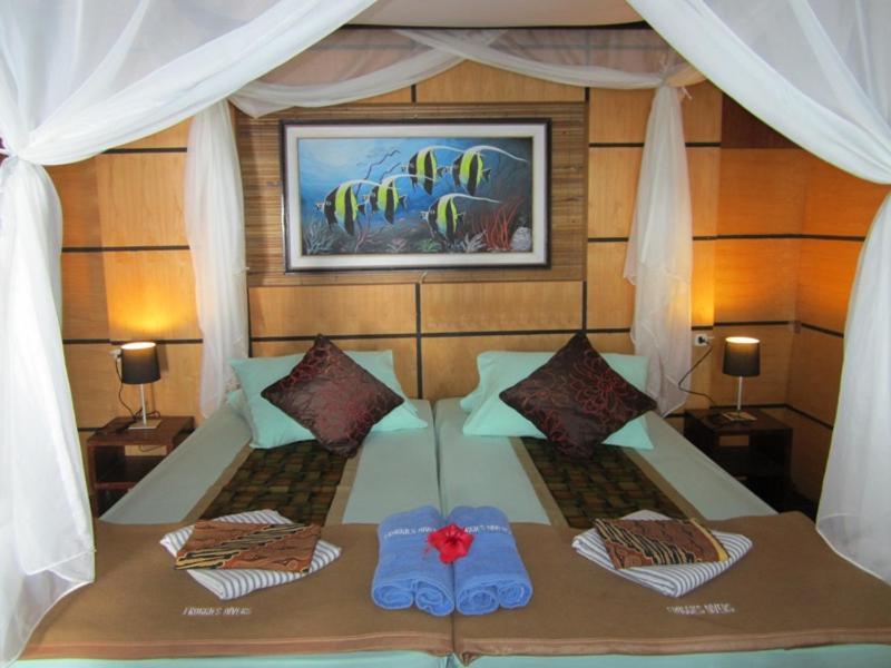 Froggies Divers Bunaken Exterior photo